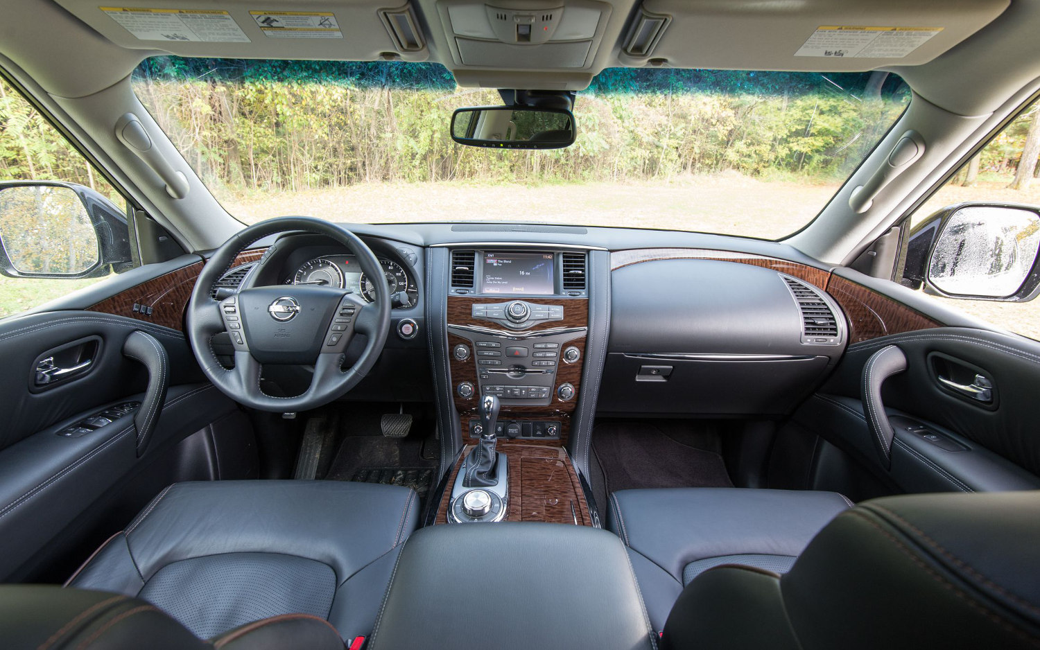 Comparison Nissan Armada Platinum 2019 Vs Subaru