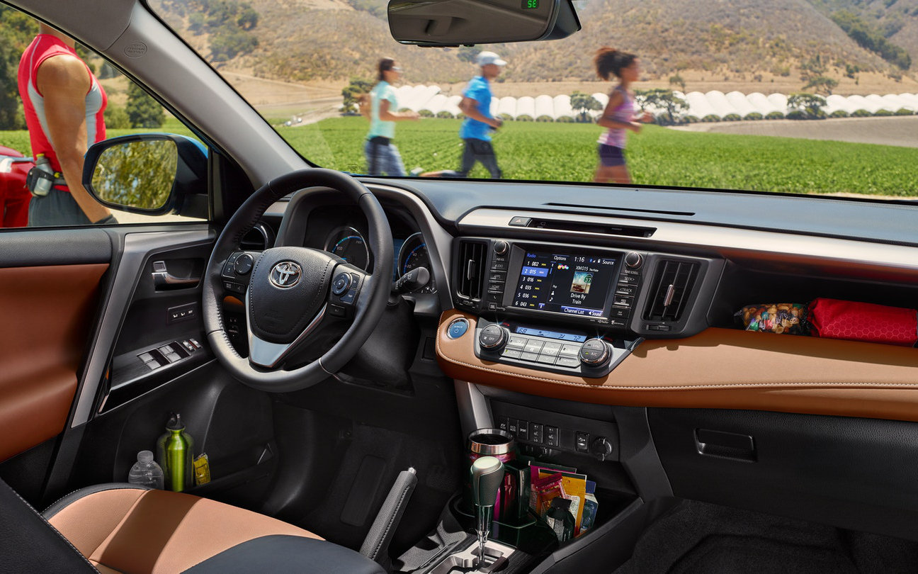 Comparison Toyota Rav4 Hybrid Se 2018 Vs Jeep Compass