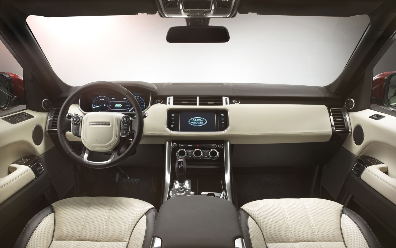 Comparison Cadillac Srx Premium 2015 Vs Land Rover