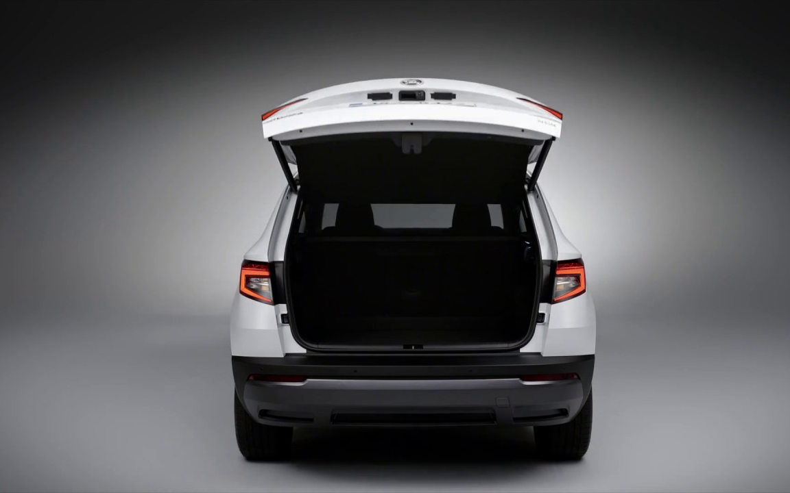 Skoda Karoq Trunk Space: Compact Suv, Giant Problem? - 3499uru
