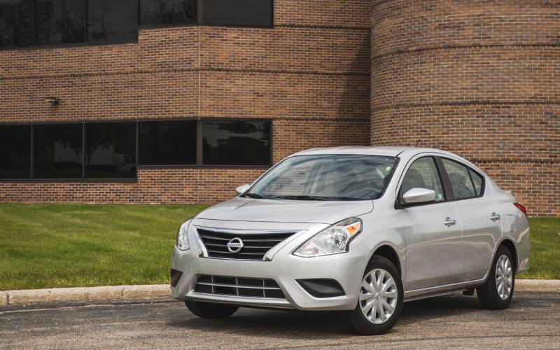 Comparison - Nissan Versa 1.6 S Plus 2018 - vs - Kia Forte ... Comparison - Nissan Versa 1.6 S Plus 2018 - vs - Kia Forte ...