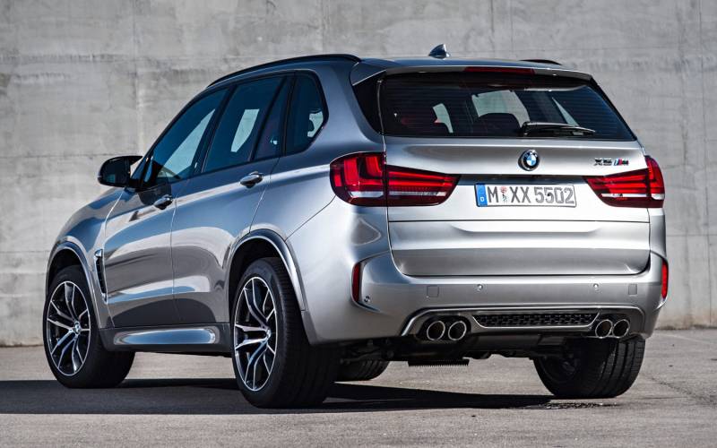 Comparison Bmw X5 M 2017 Vs Audi Q7 Premium 2017 Suv Drive