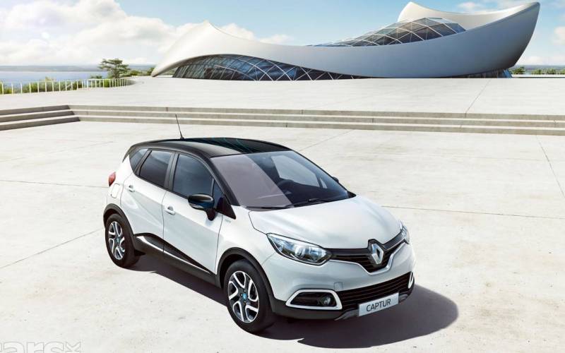 comparison renault captur iconic nav 2017 vs citroen c3 aircross 2018 suv drive