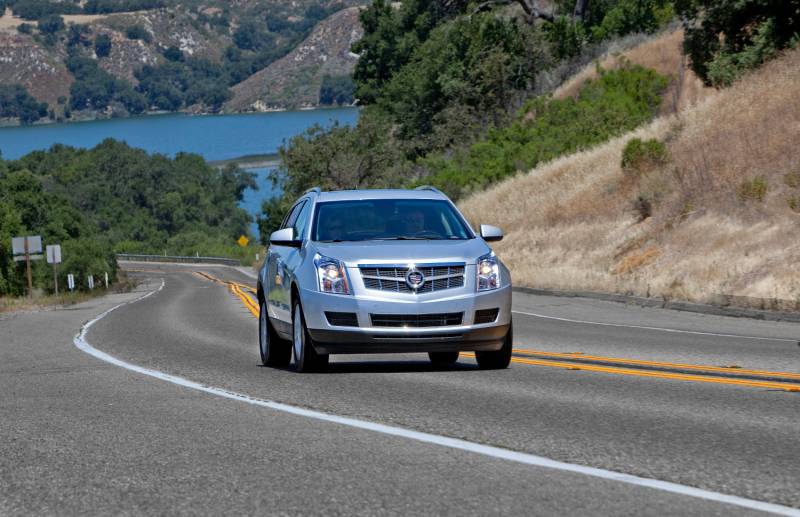 Comparison Cadillac Srx Premium 2016 Vs Cadillac Xt5