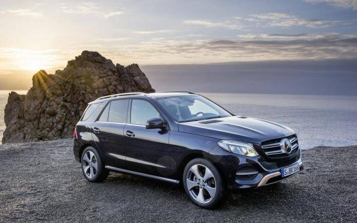 Comparison Mercedes Benz Gle Class 350 4matic 2018 Vs