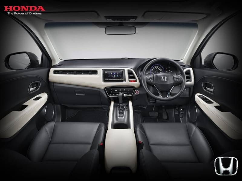 Comparison Honda Br V 16 Vs Changan Cs75 2 0 16 Suv Drive