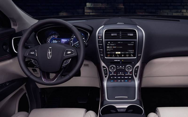 Comparison - Lincoln MKX Black Label 2017 - vs - Buick ... Comparison - Lincoln MKX Black Label 2017 - vs - Buick ...
