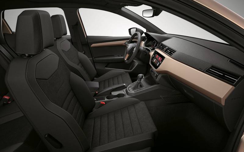 Comparison - Mazda CX-5 Grand Touring 2017 - vs - Seat ...