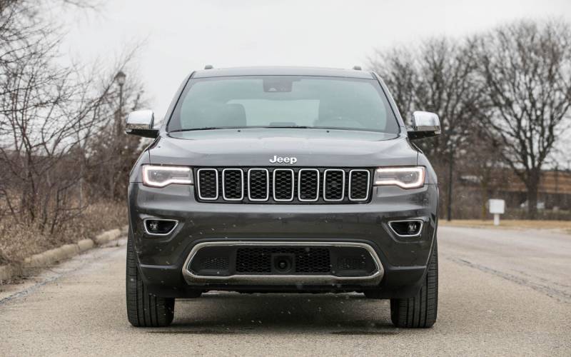Comparison Jeep Grand Cherokee Overland 2018 Vs